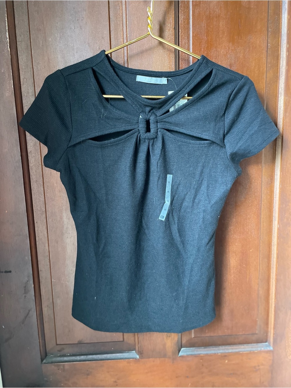 Red by BKE women's medium short sleeve black top NWT